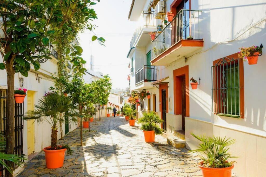 Beachfront Townhouse Estepona Bagian luar foto